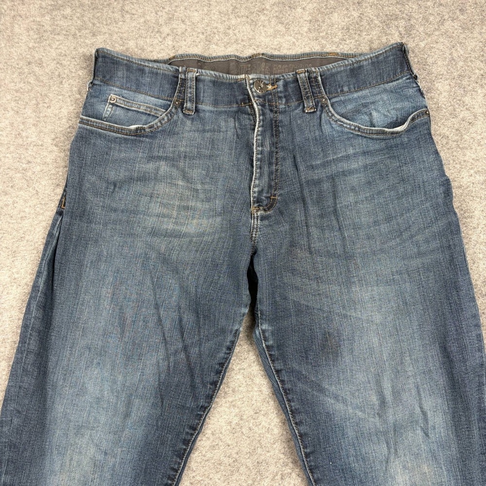 Lee Extreme Motion Jeans Mens 36x30 Stretch Blue Denim Straight Leg Regular Fit